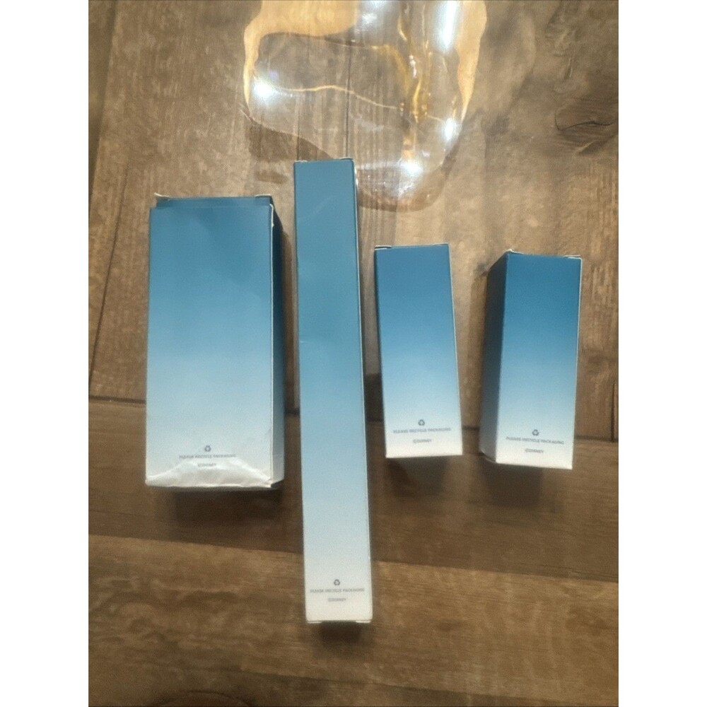 Disney Resorts Sea Salt Shaving Kit, Dental Kit, And 2 Vanity Kits - Picture 2 of 2